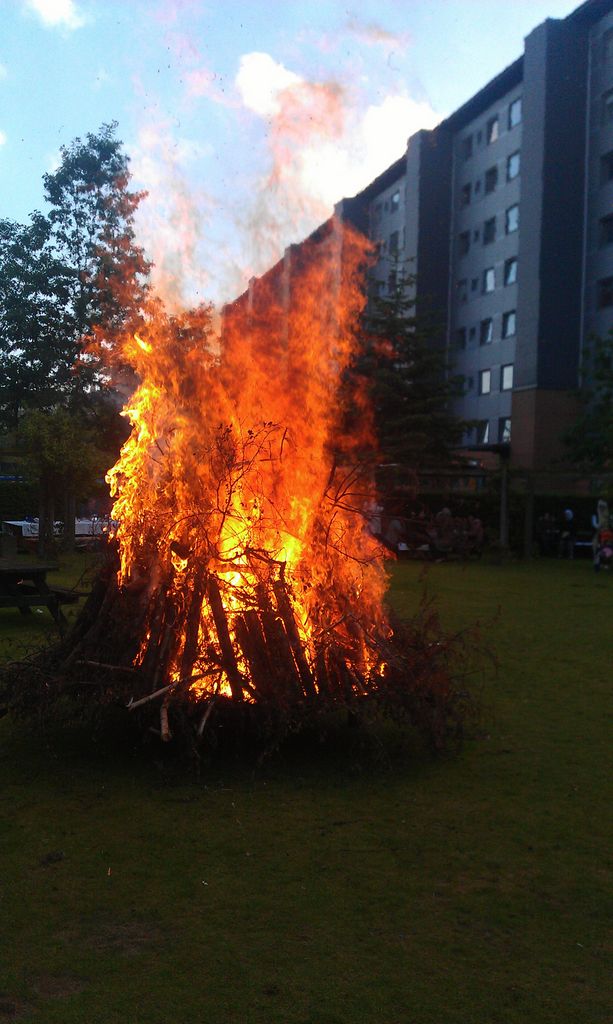 Stjernens Sankt hans bål 2012, foto: Bjarne Sørensen